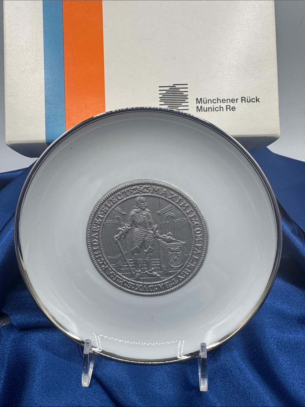 Hutschenruether Collector Plate NIB #2
